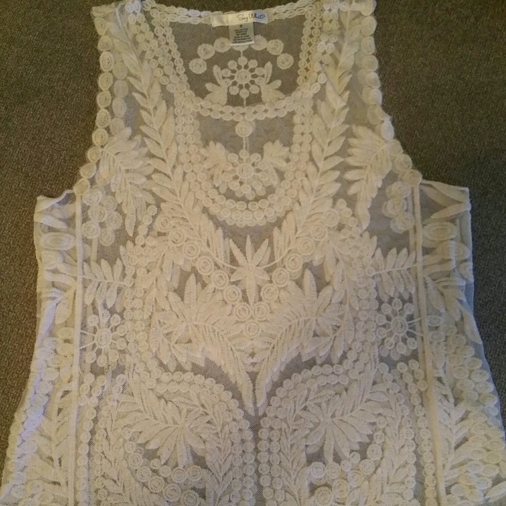 #114 Say What? Juniors Off White Lace Tank